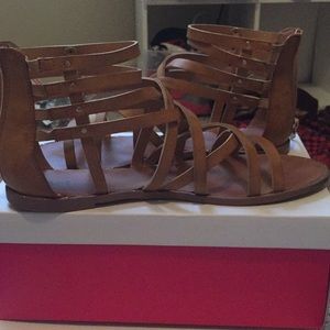 Flat gladiator sandals